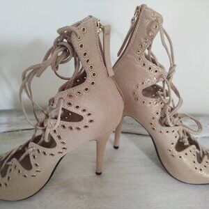 Z London🏴󠁧󠁢󠁥󠁮󠁧󠁿 Beige-Tan/Nude High Heel Shoes~ Size: 7.5